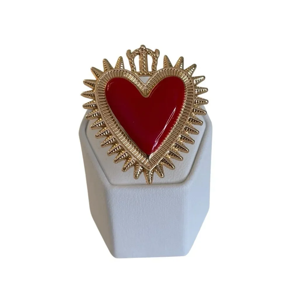Oversized Heart & Crown Motif Ring. Lightweight.